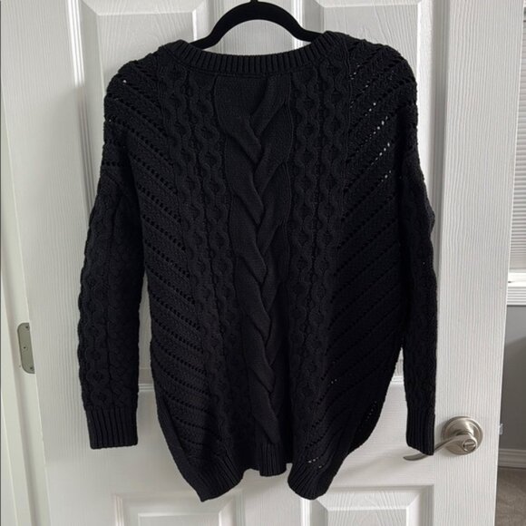 Express Black Crew Neck Sweater with Chunky Cable Knit Design - Picture 3 of 3